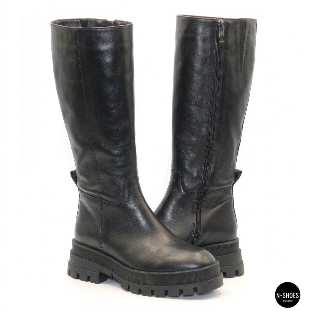Women's leather boots Kaniowski (Poland) model 5432