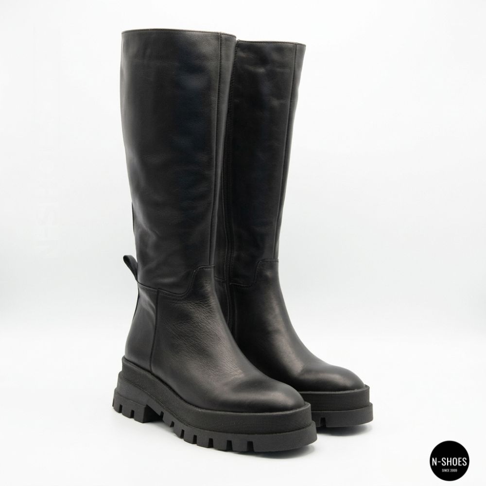 Women's leather boots Kaniowski (Poland) model 5432