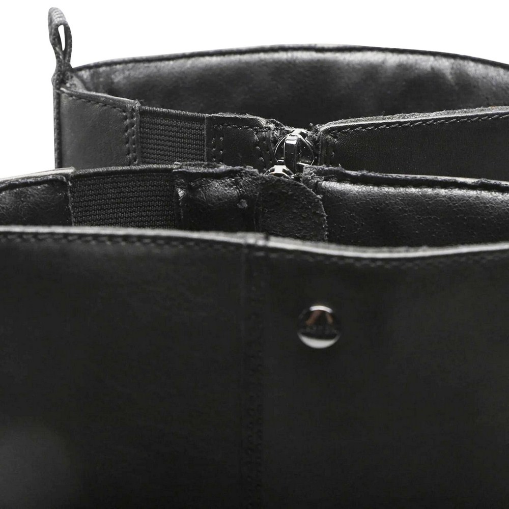 Женские черные кожаные сапоги демисезонные Lasocki (Польша) модель 5438