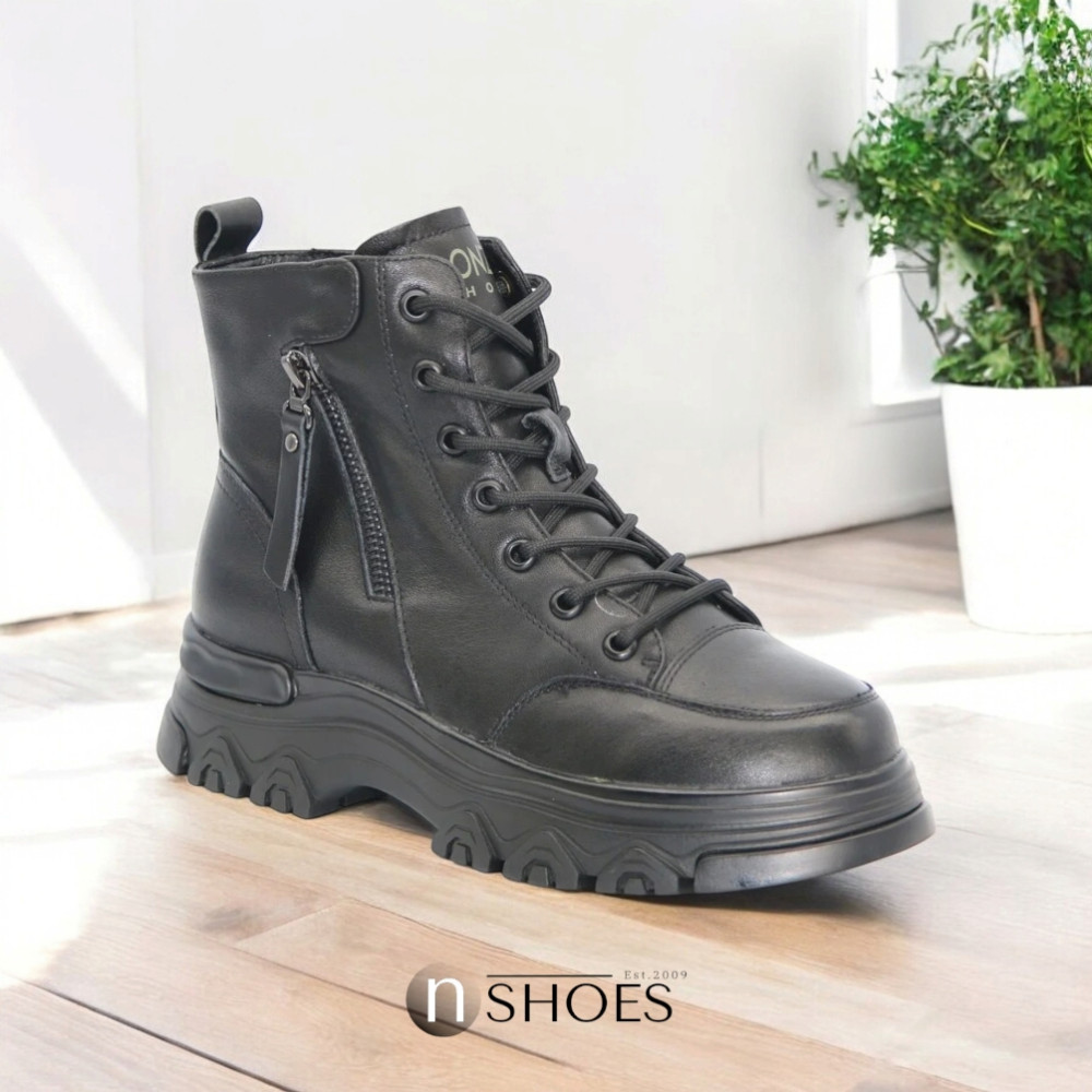 Women's boots Lonza model 5447