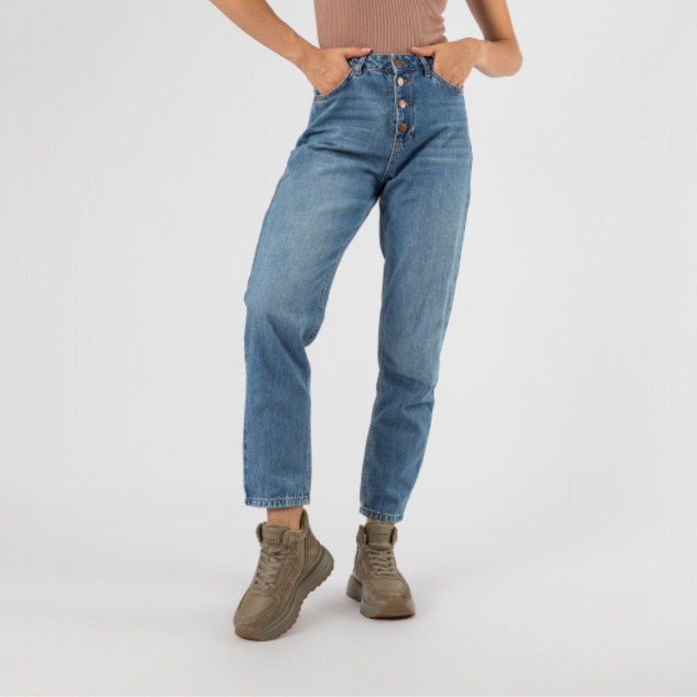 Women’s leather sneakers Lonza 179728 obj-133 khaki for mid-season