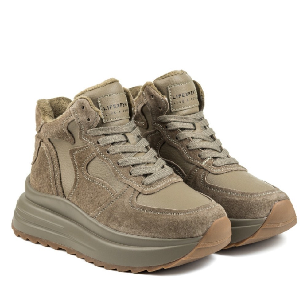 Women’s leather sneakers Lonza 179728 obj-133 khaki for mid-season