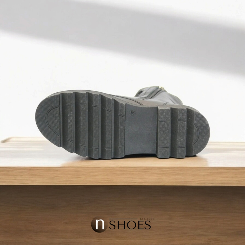 Жіночі демісезонні черевики Pollonus 5-1447-010 czarny verona