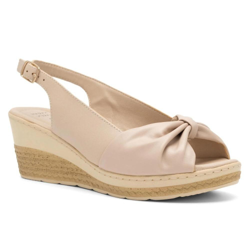 Women's beige leather wedge sandals Sarah Karen EST-L86-02 5572 Women's beige leather wedge sandals Sarah Karen EST-L86-02 5572