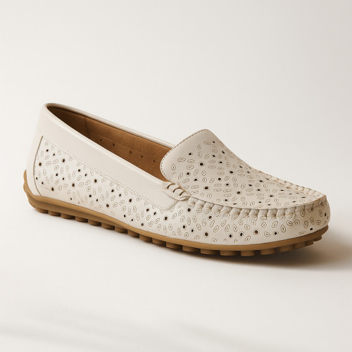 Жіночі білі шкіряні мокасини з перфорацією Lasocki EST-AMRITA-02 White 5579 з натуральної шкіри