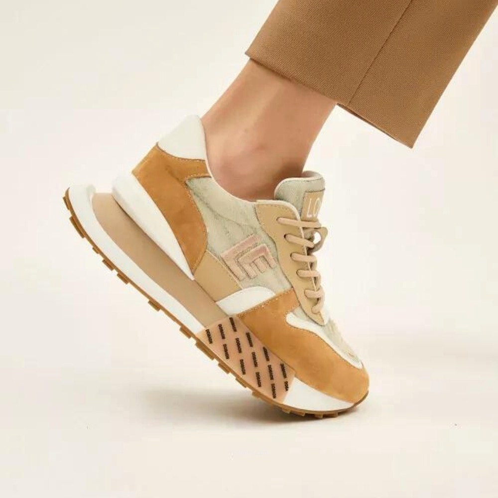 Жіночі кросівки Lonza модель 5593