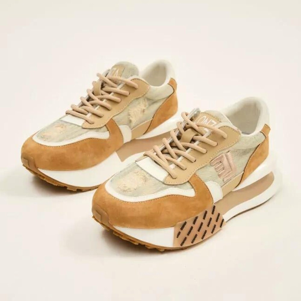 Жіночі кросівки Lonza модель 5593