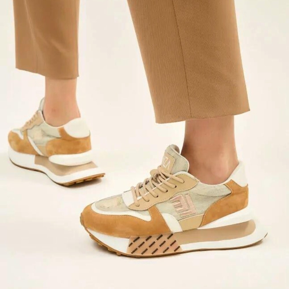 Жіночі кросівки Lonza модель 5593