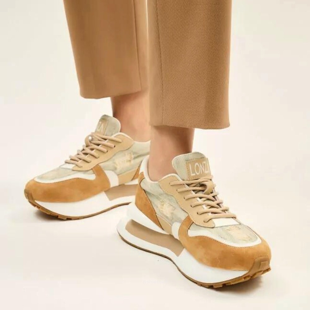 Жіночі кросівки Lonza модель 5593