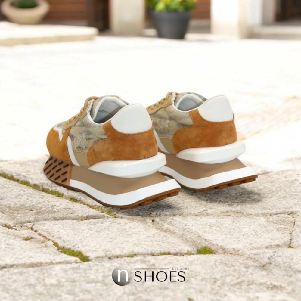 Жіночі кросівки Lonza модель 5593