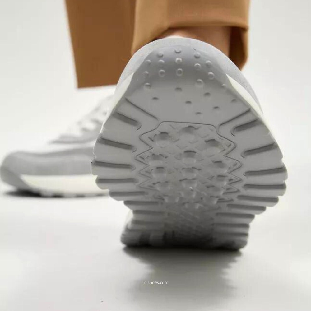 Женские кроссовки Lonza модель 5594