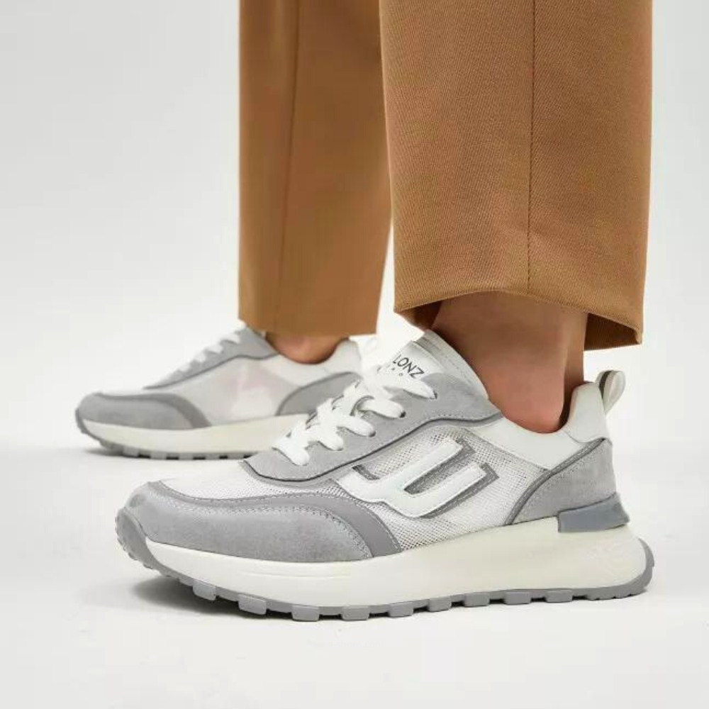 Женские кроссовки Lonza модель 5594