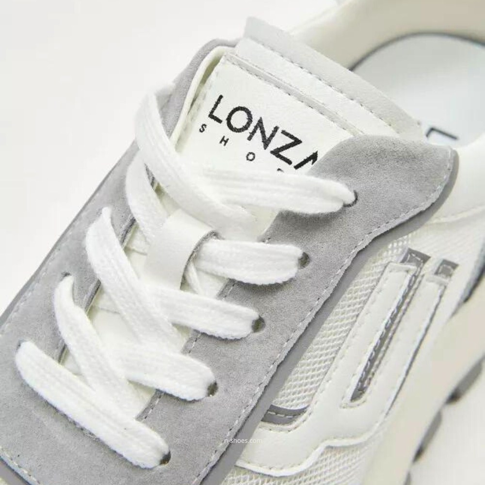 Женские кроссовки Lonza модель 5594