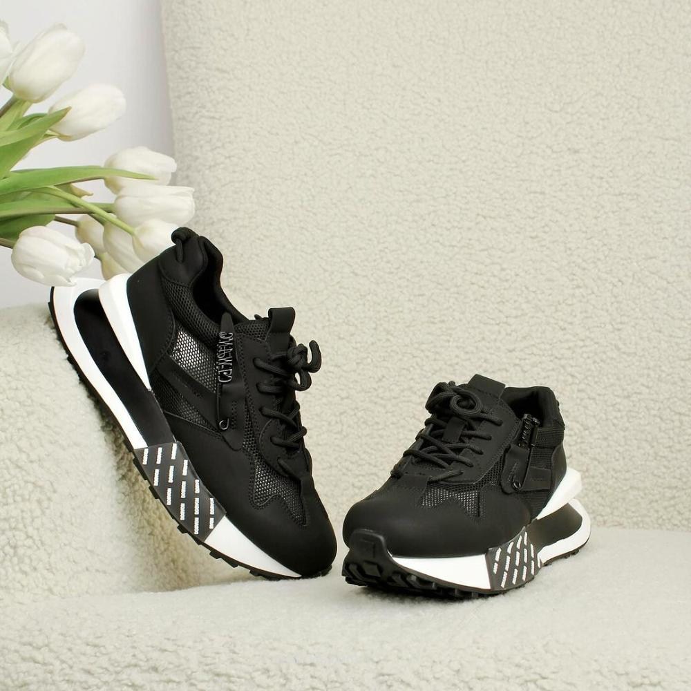 Женские кроссовки Lonza модель 5595