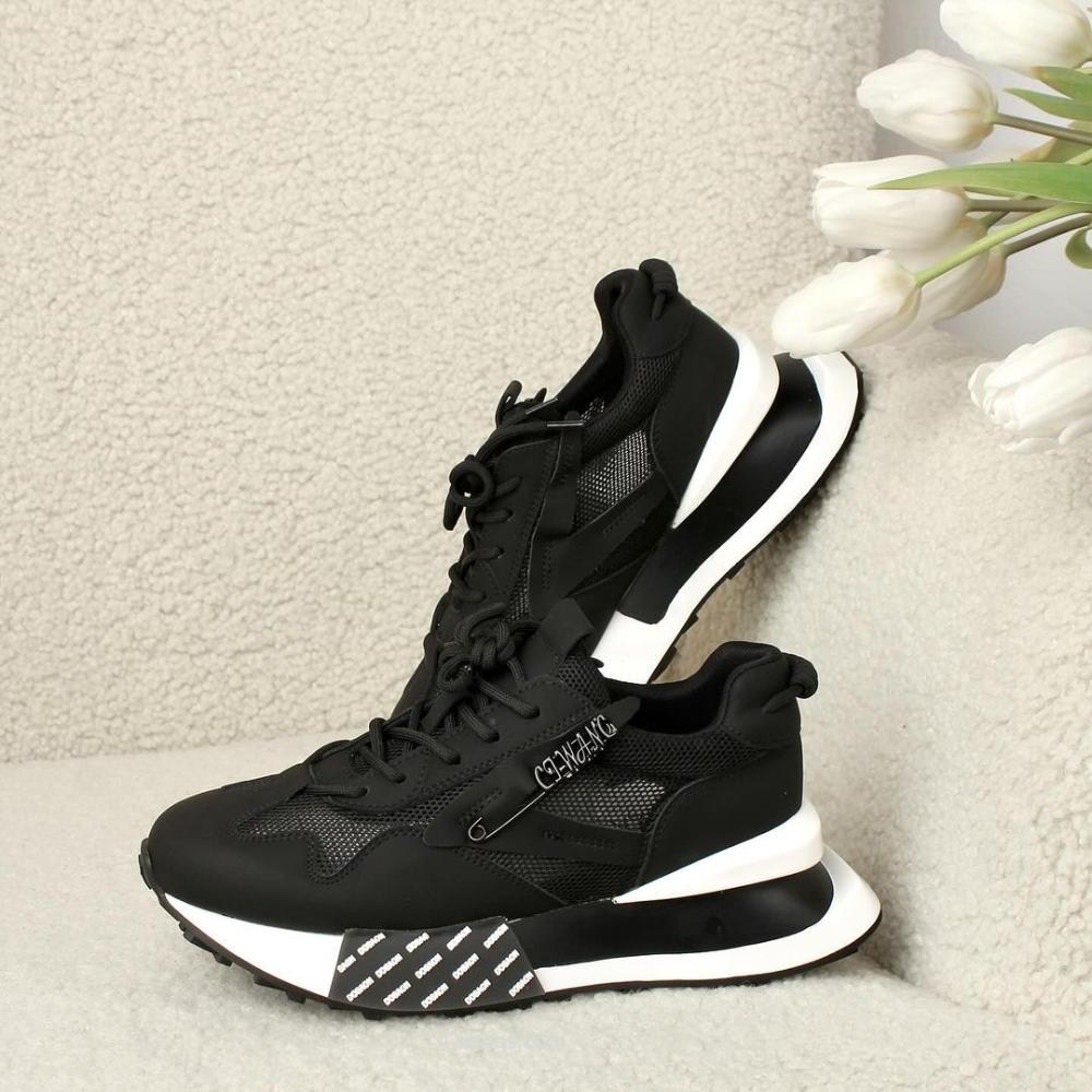 Женские кроссовки Lonza модель 5595