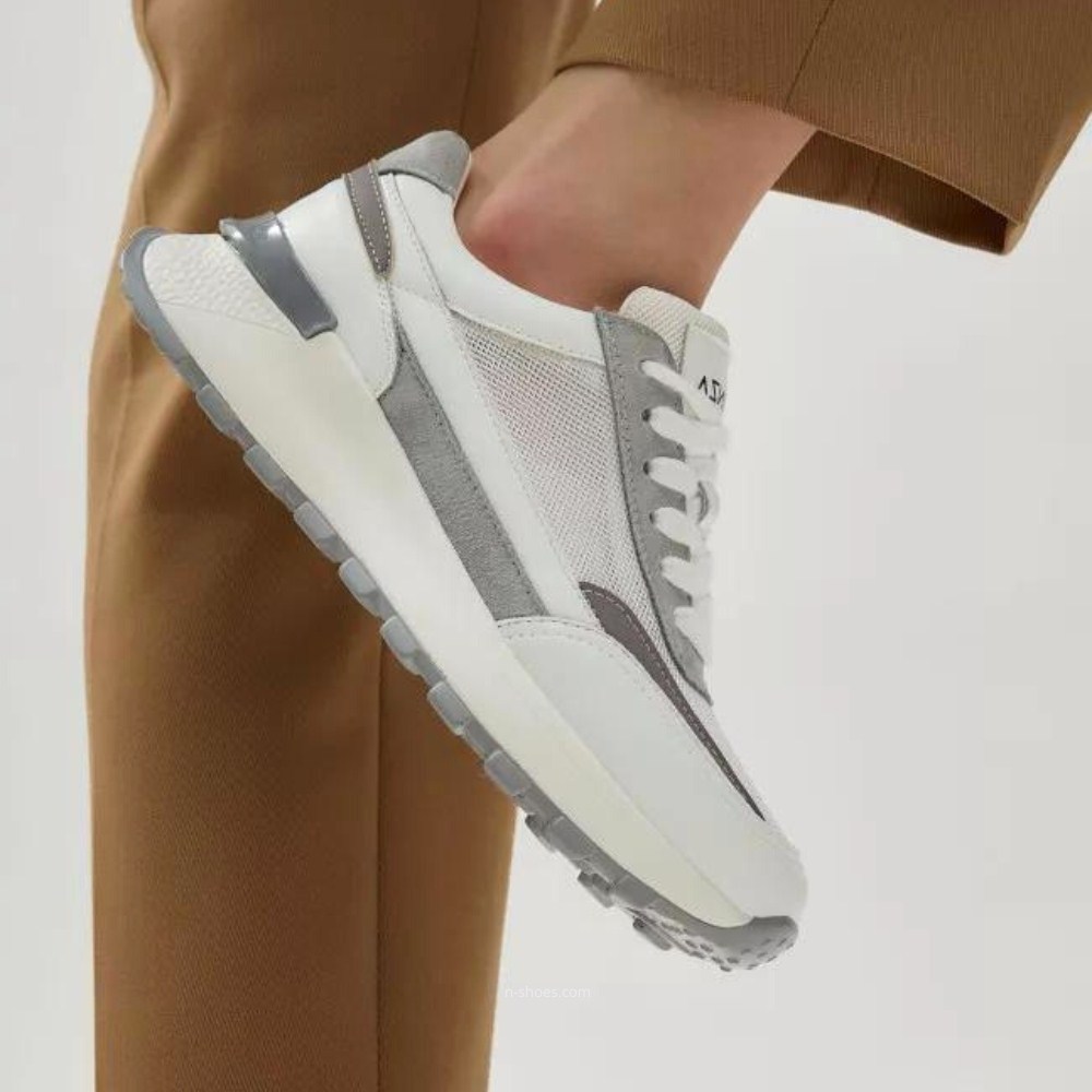 Женские кроссовки Lonza модель 185151 5597