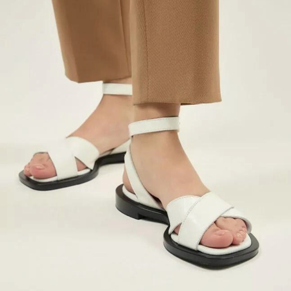 Women's leather sandals Evromoda (Türkiye) model 5605