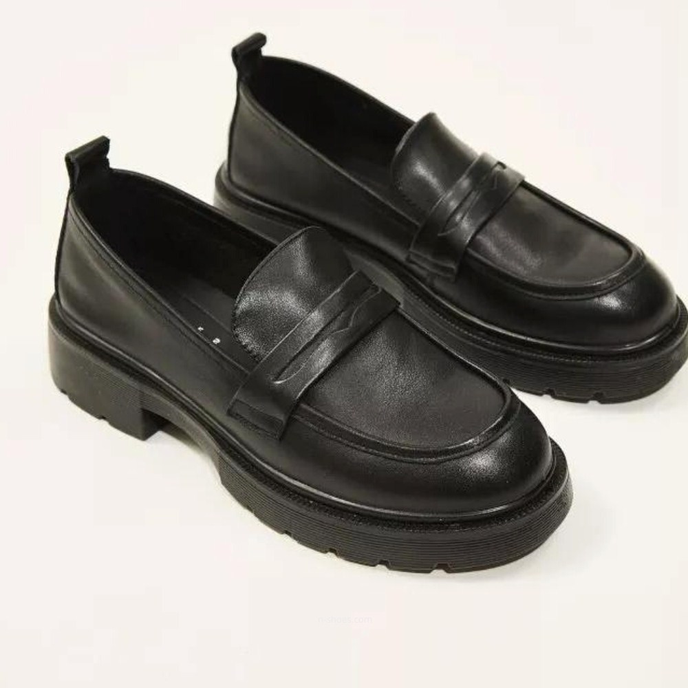 Women's leather loafers shoes Lonza model 5606