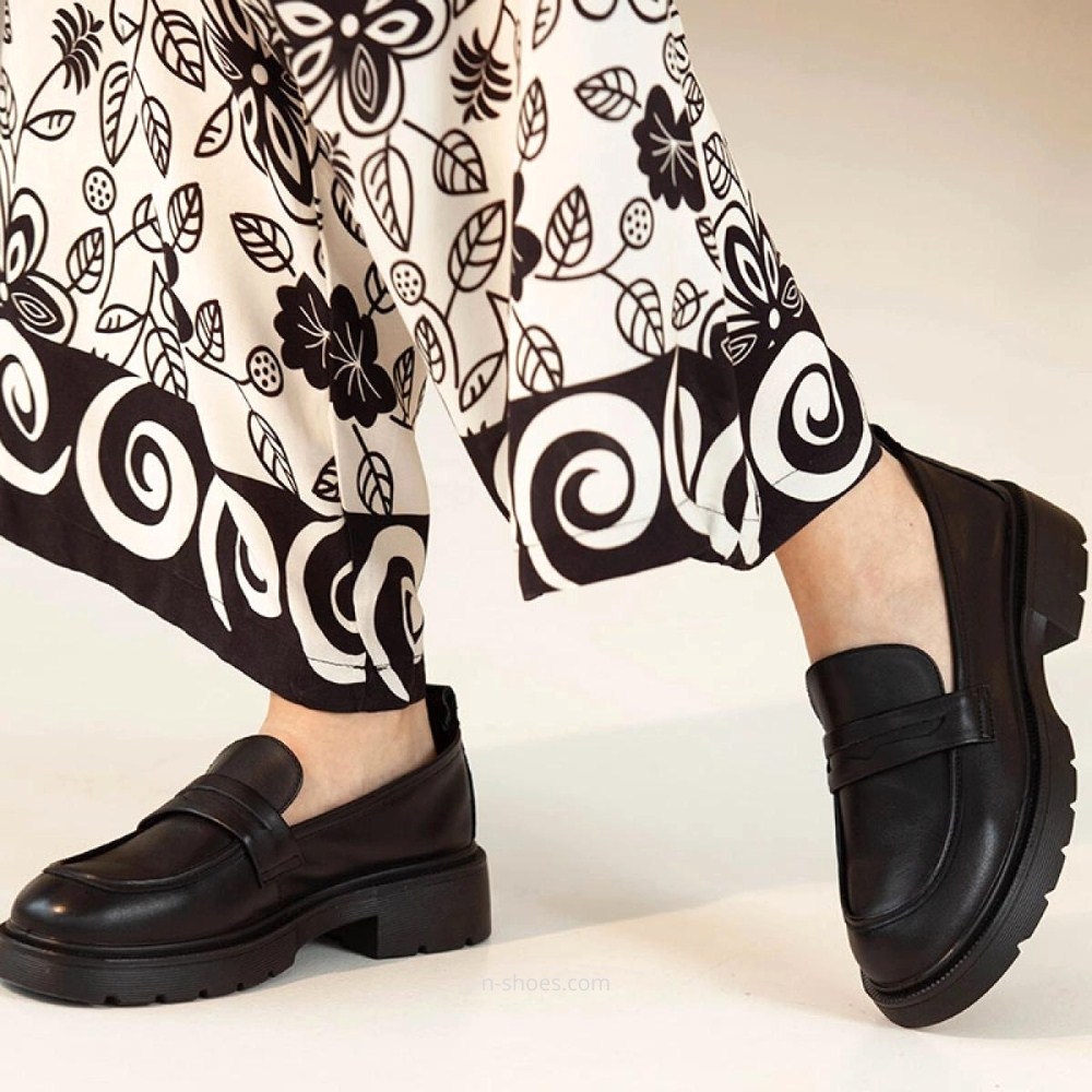 Women's leather loafers shoes Lonza model 5606