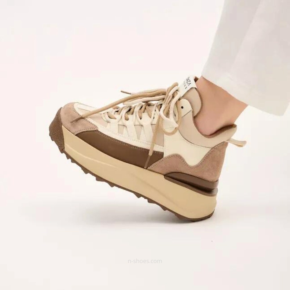 Жіночі шкіряні кросівки Lonza модель 5607