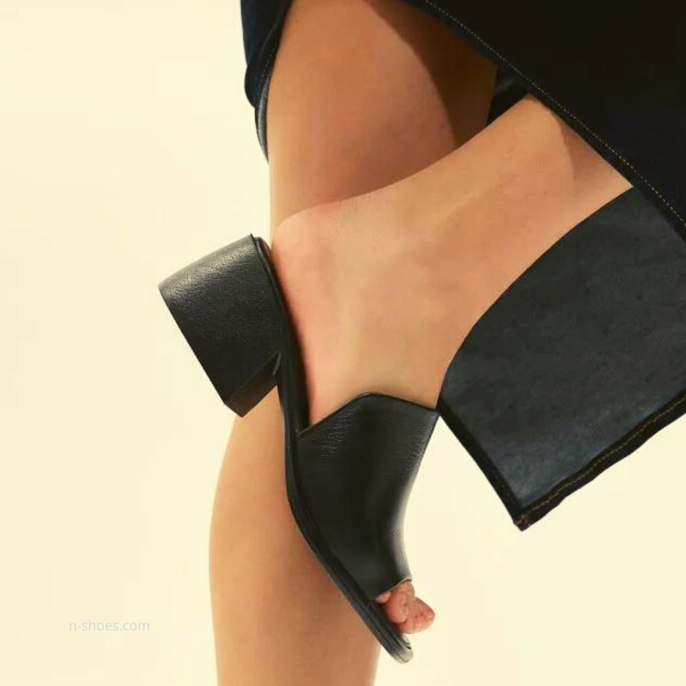 Жіночі шкіряні сабо на підборах Fabio Monelli модель 5614