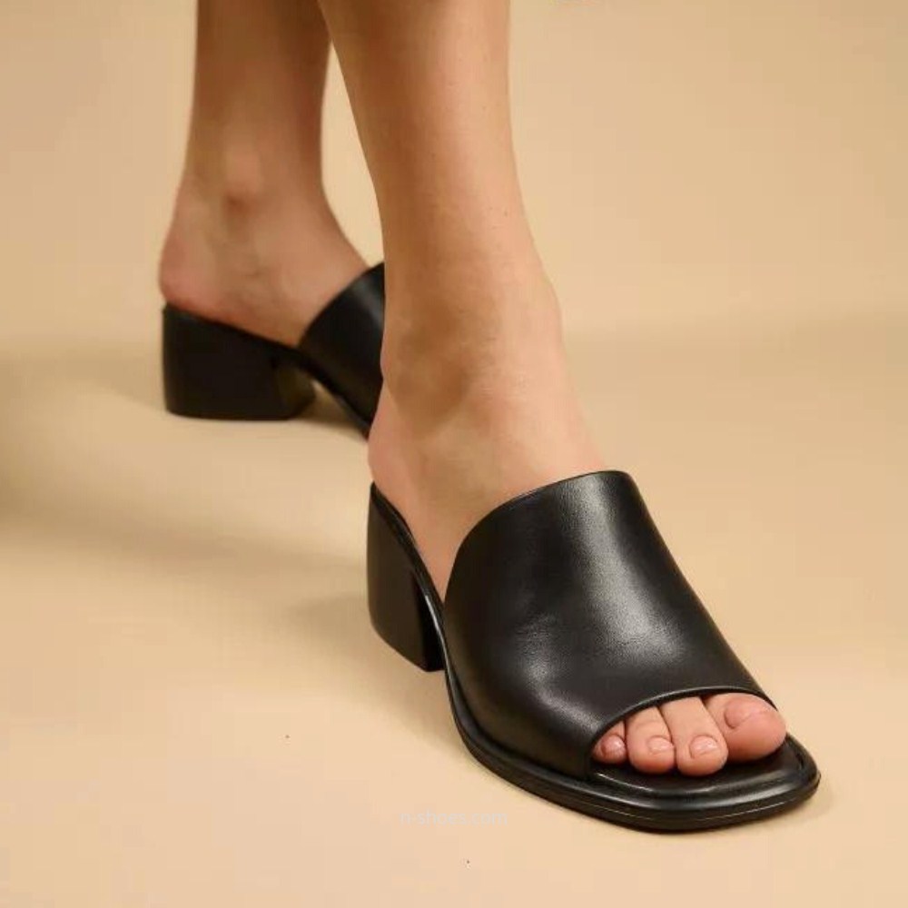 Жіночі шкіряні сабо на підборах Fabio Monelli модель 5614