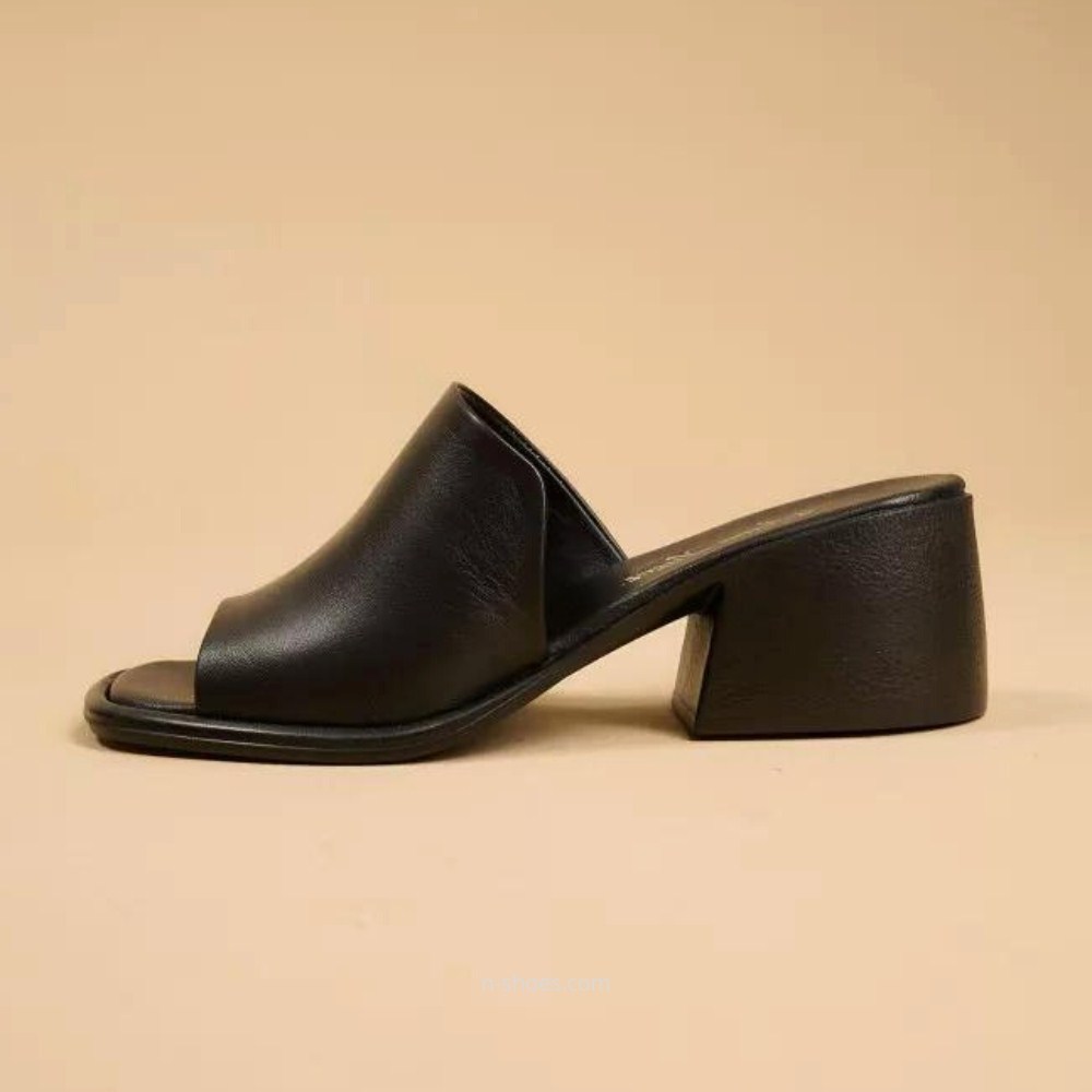 Жіночі шкіряні сабо на підборах Fabio Monelli модель 5614