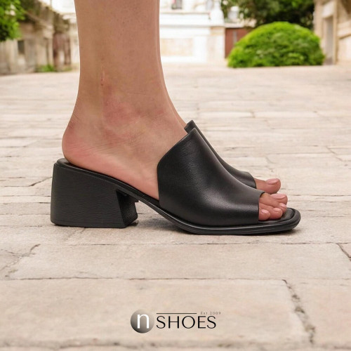 Women's black elegant clogs with heels Lonza Fabio Monelli 184630 01073 black napa 5614