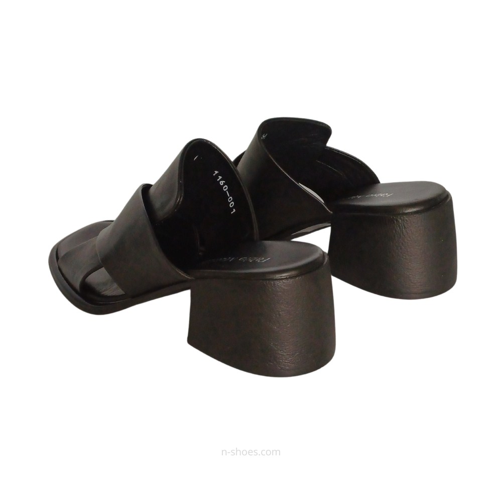 Women's leather mules Fabio Monelli 186548 model 5616