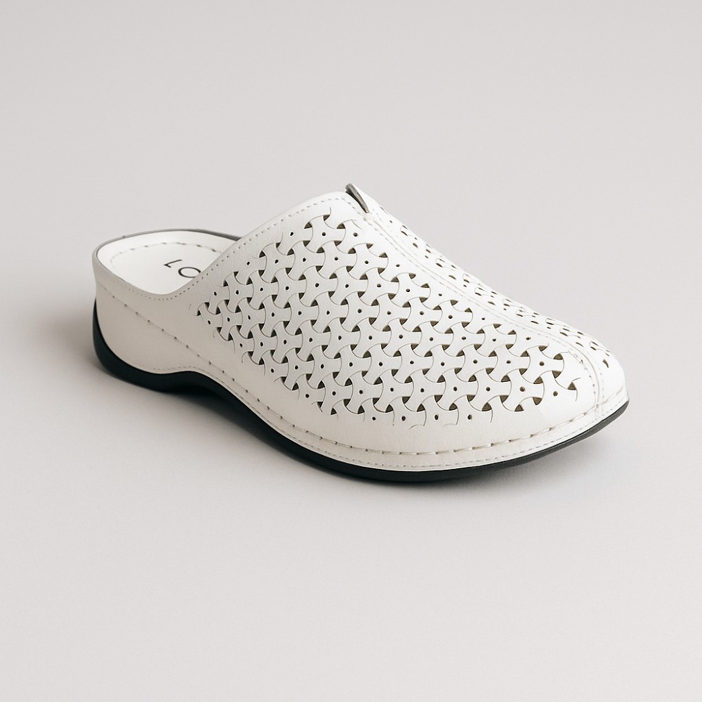 Жіночі шкіряні шльопанці Lonza модель 5618