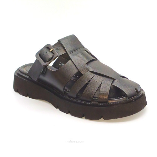 Women's black leather slippers with straps and closed toe with rough sole Fabio Monelli 186942 939-24543-128 black 5624 Women's black leather slippers with straps and closed toe with rough sole Fabio Monelli 186942 939-24543-128 black 5624