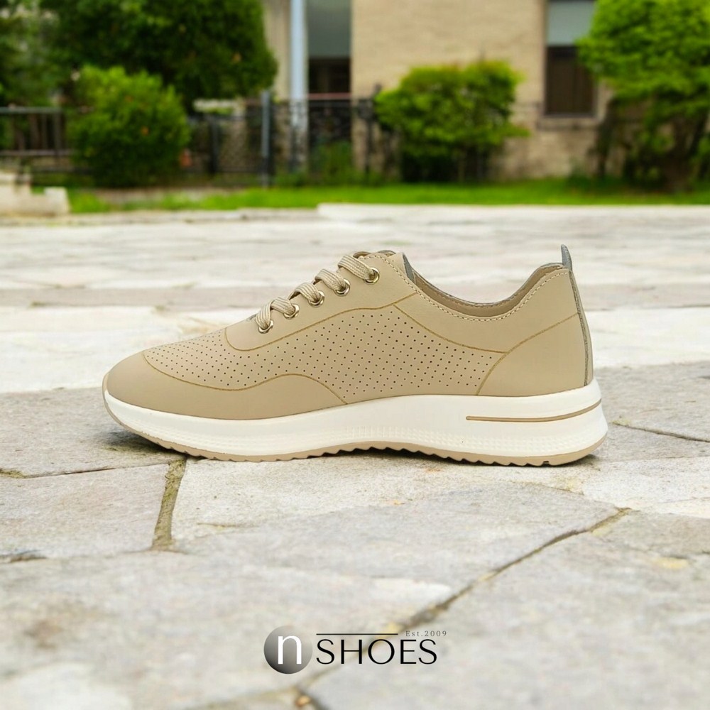 Женские кожаные мокасины с перфорацией Lonza 184348 модель 5626