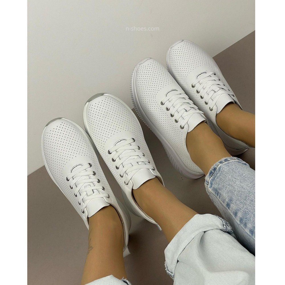 Women's leather moccasins with perforation Lonza 184365 model 5627