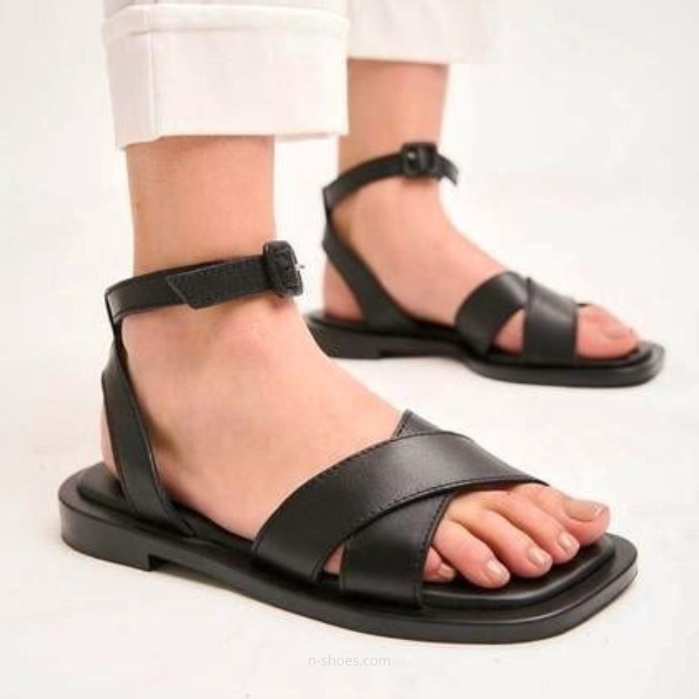 Женские кожаные босоножки  Lonza модель 185566 5631