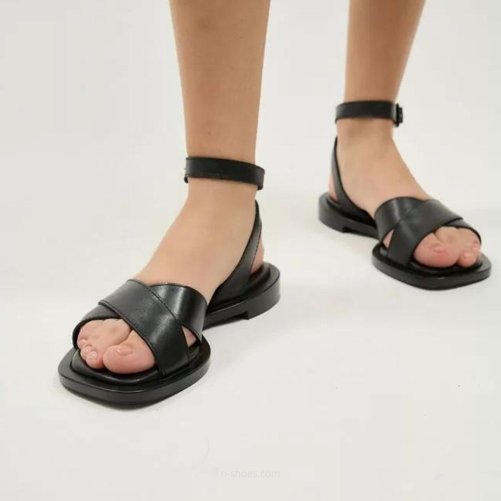 Женские кожаные босоножки  Lonza модель 185566 5631