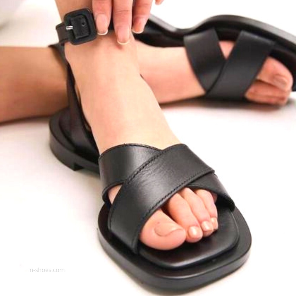 Женские кожаные босоножки  Lonza модель 185566 5631