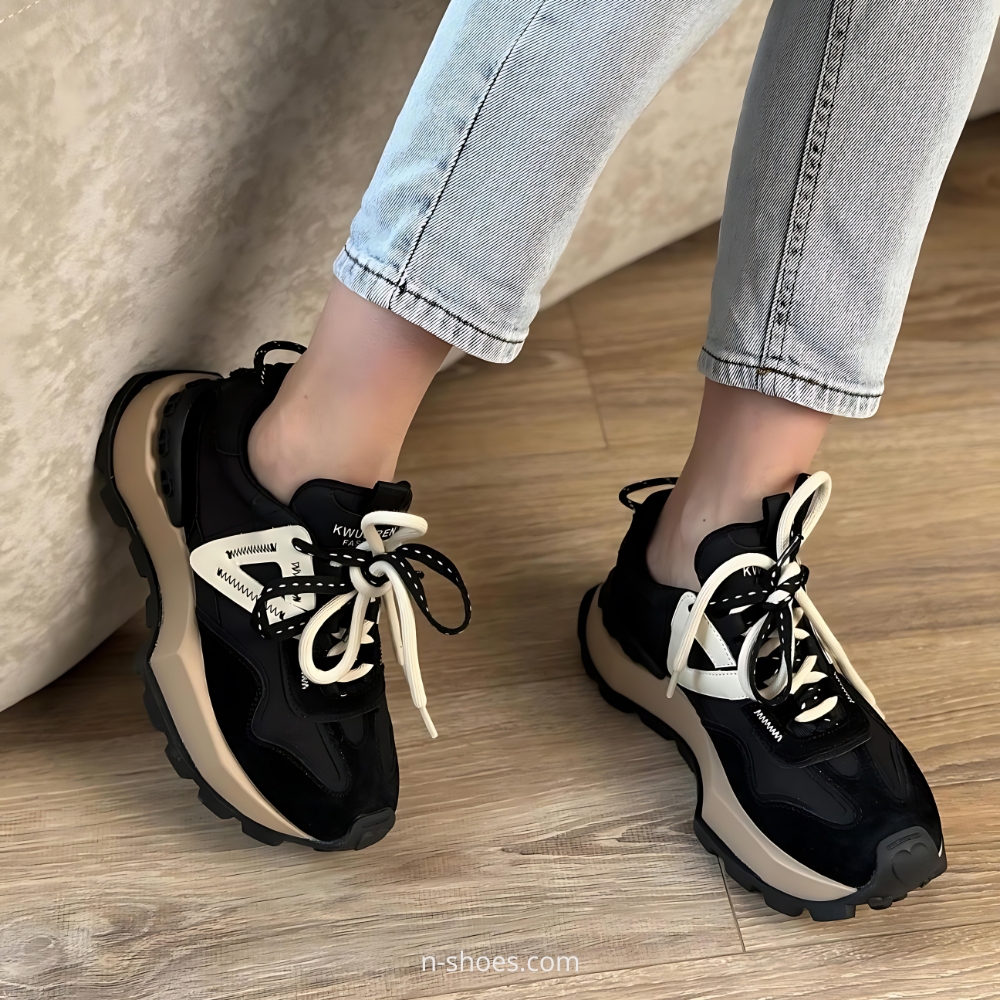 Шкіряні жіночі Lonza модель 5632