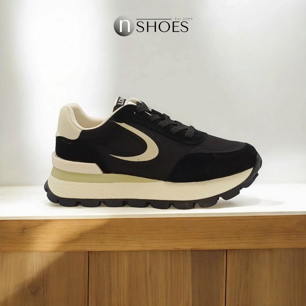 Жіночі шкіряні чорні кросівки Lonza модель 5636