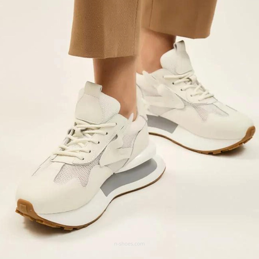 Женские кроссовки с перфорацией Lonza 184395 модель 5644