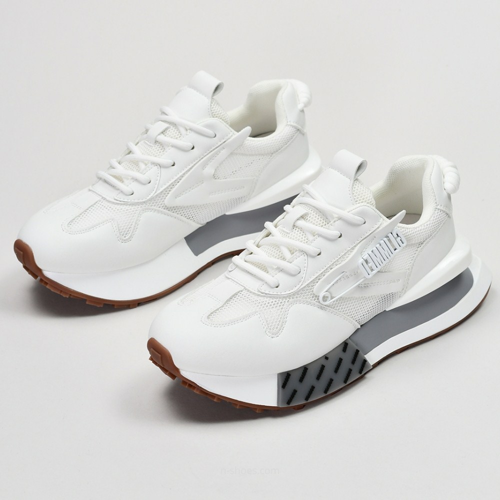 Женские кроссовки с перфорацией Lonza 184395 модель 5644