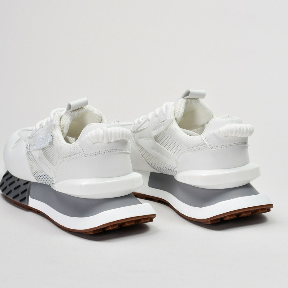 Женские кроссовки с перфорацией Lonza 184395 модель 5644