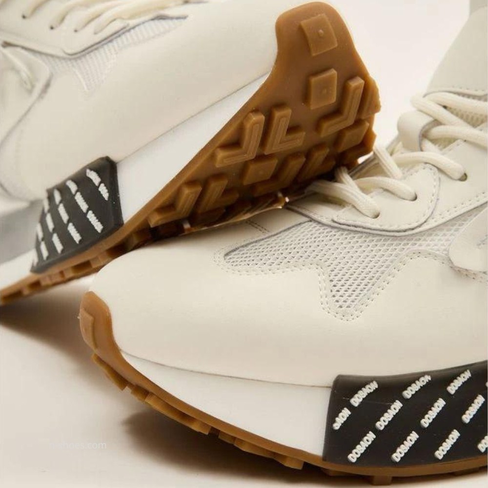 Женские кроссовки с перфорацией Lonza 184395 модель 5644