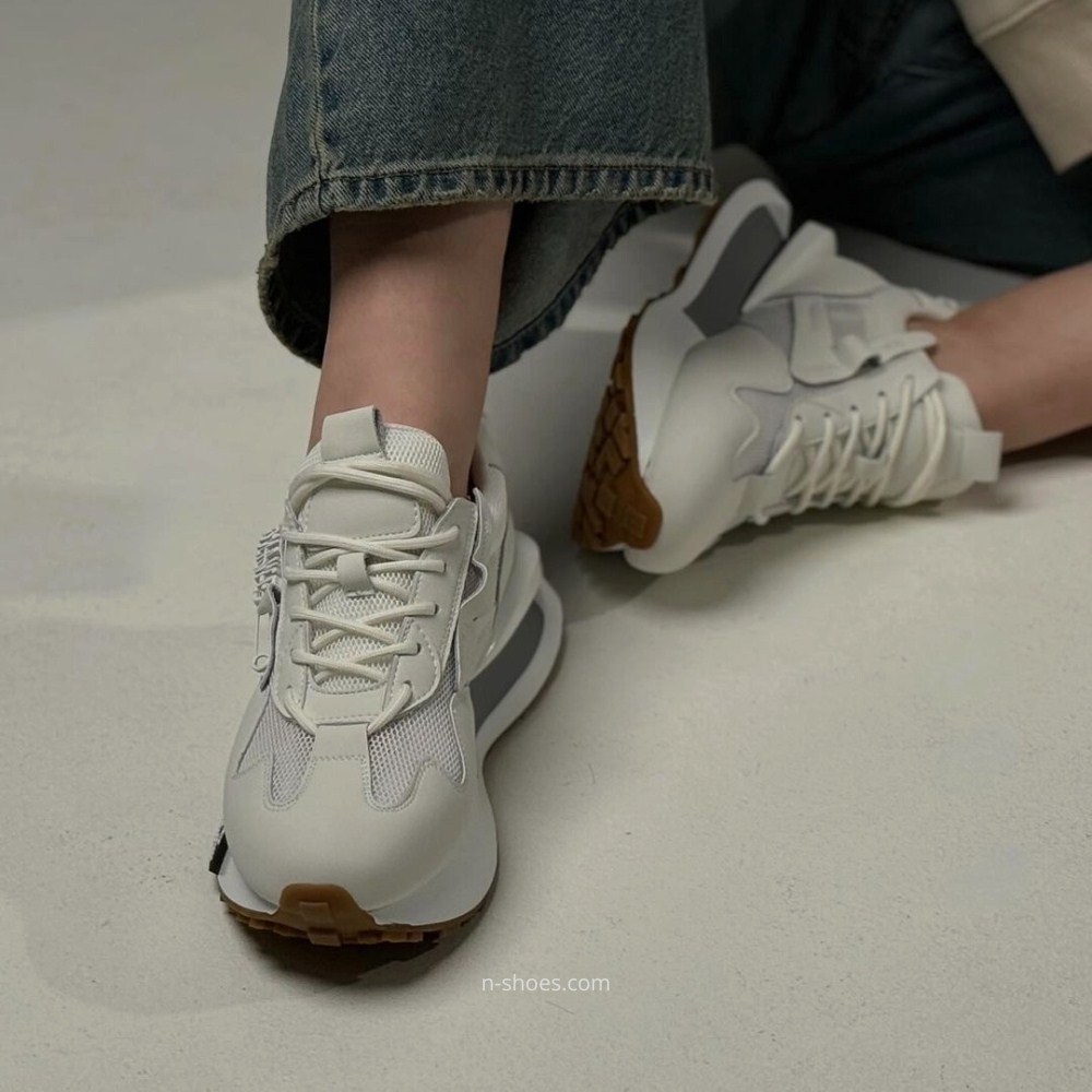 Женские кроссовки с перфорацией Lonza 184395 модель 5644