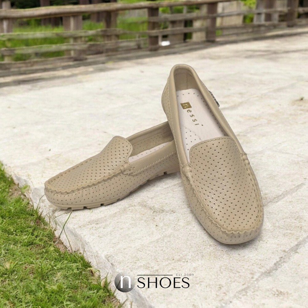 Женские кожаные мокасины с перфорацией Nessi (EU) модель 171145 416 5646