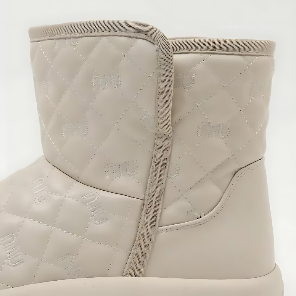 Женские кожаные зимние угги ALLSY Lonza 192166 189735 550-231118-22m Milk 5717