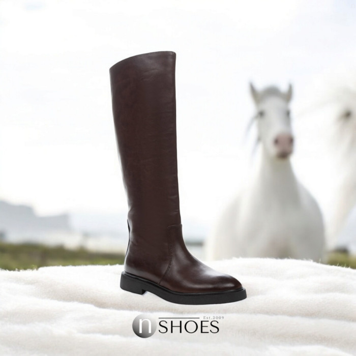 Women's leather demi-season boots BETSY (UK) model 5721