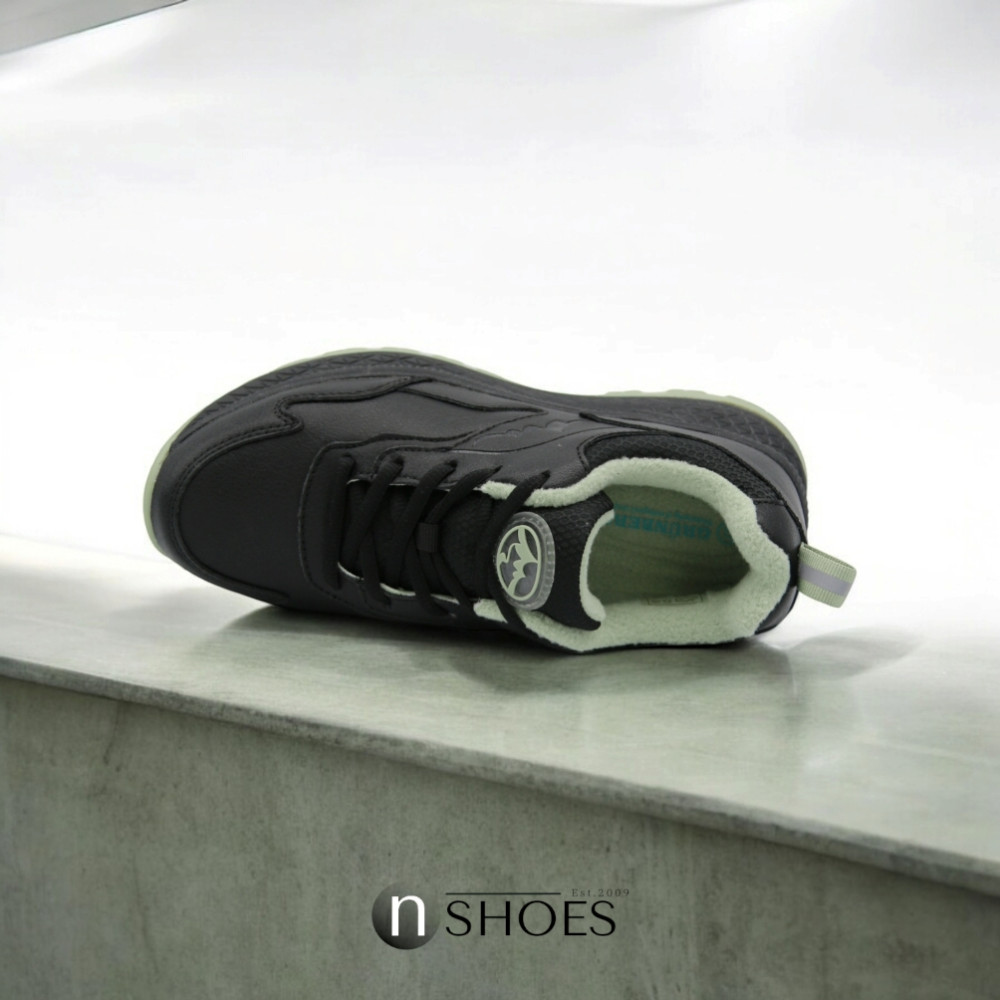 Women’s black leather mid-season sneakers GRUNBERG 148568-26-03E 5722 with fleece lining