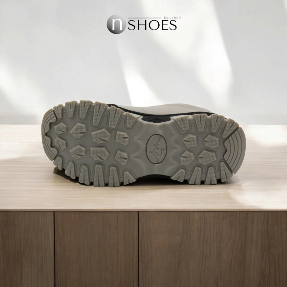 Leather thermal sneakers GRUNBERG (Italy) model 5741 with insulation on the Gore-Tex membrane