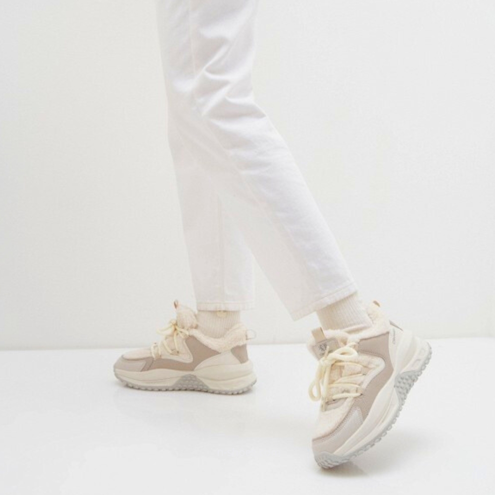 Women's winter sneakers CROSBY (UK) model 5754