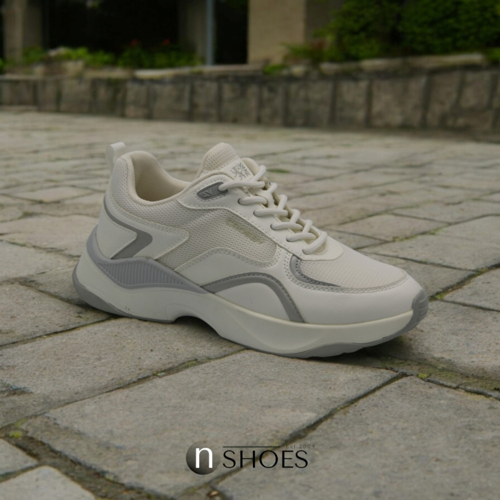 Жіночі кросівки CROSBY 457041 04-02W модель 5795